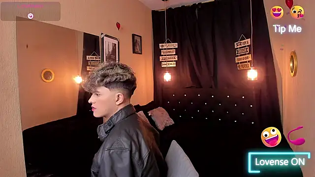 Snapshot of ANDRIUS_24 chatting on 03/01/25, 02:34 ANDRIUS 24 online show from 03/01/25, 02:34