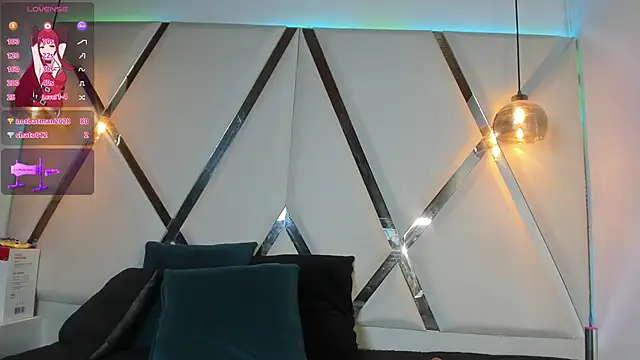 MarielQueenx online show from 12/06/24, 06:15