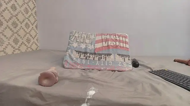 Chantal taylor  online show from 02/05/25, 03:20