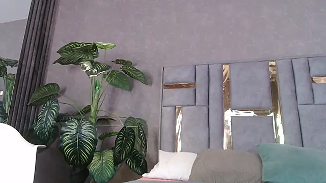 JuliaRose ks online show from 11/25/25, 12:27