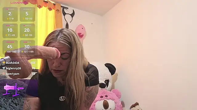 Hotsamantamature online show from 09/24/25, 08:12