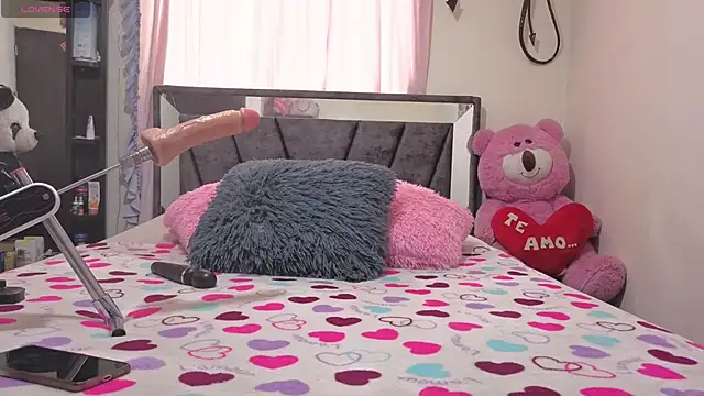 Hotsamantamature online show from 03/11/26, 08:48