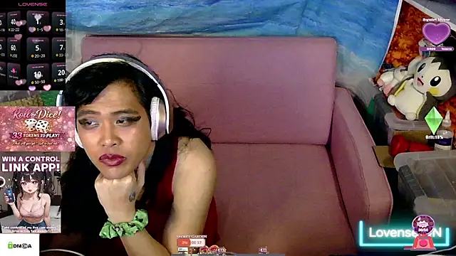 Snapshot of tashakaixxx chatting on 05/09/26, 12:49 tashakaixxx online show from 05/09/26, 12:49