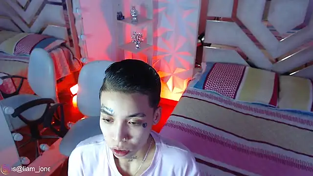 Jonesliam23 online show from 03/30/26, 07:26