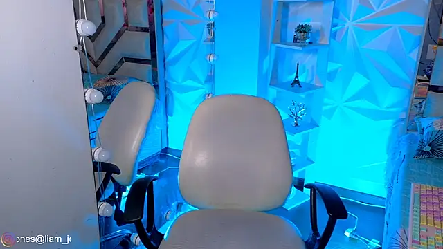 Jonesliam23 online show from 06/02/26, 08:00