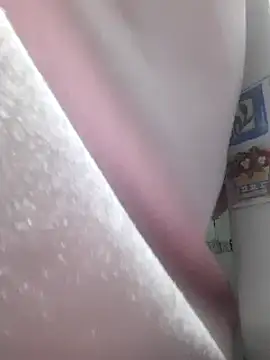 Snapshot of adaraSmiith chatting on 12/21/24, 11:33 adaraSmiith online show from 12/21/24, 11:33