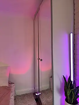 Vanesskaa online show from 04/12/26, 12:43