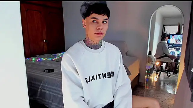 Jordyrodriiguez online show from 12/27/24, 08:18