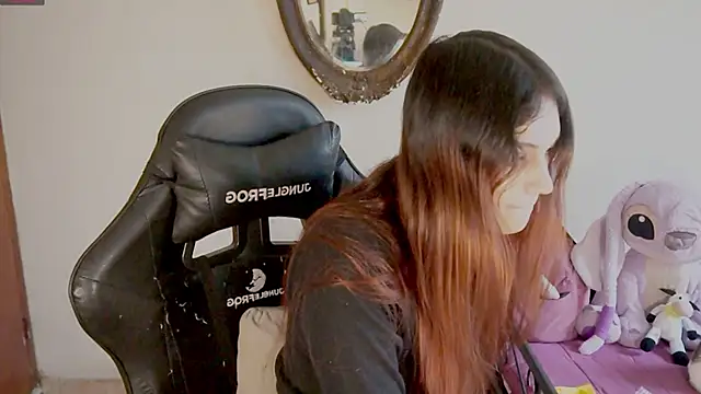 Snapshot of xofix chatting on 03/18/25, 05:31 xofix online show from 03/18/25, 05:31