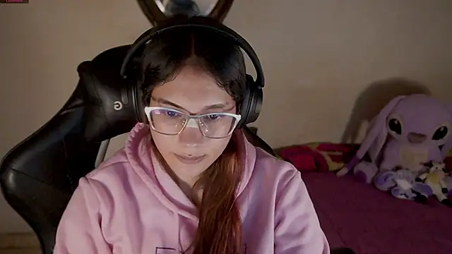 Snapshot of xofix chatting on 03/20/25, 11:23 xofix online show from 03/20/25, 11:23