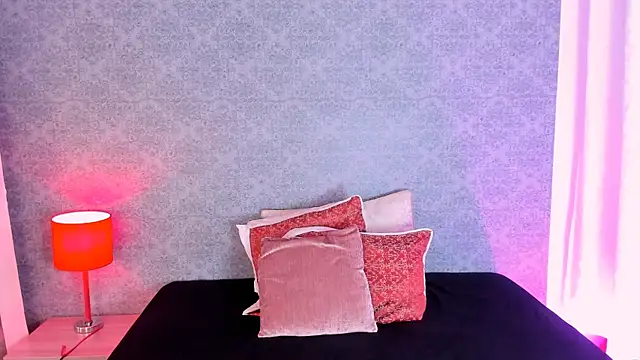 CatrinaRossi online show from 01/10/25, 07:54