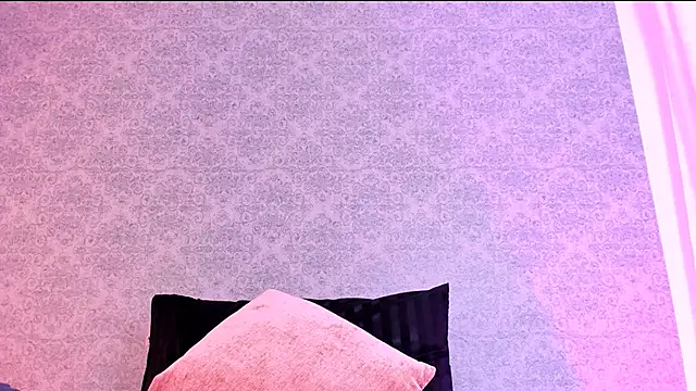 CatrinaRossi online show from 02/06/25, 12:54