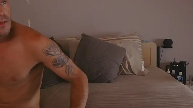 FrankieKentucky online show from 10/01/25, 11:44