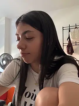 Liissa cute  online show from 12/15/25, 07:18