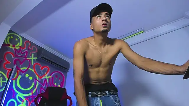 ANGEL NICOLAS online show from 01/15/26, 08:45