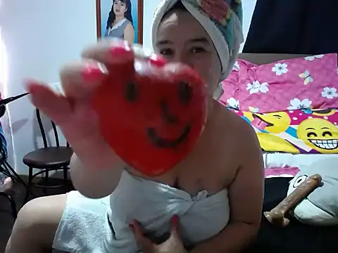 Sweeetness Milf online show from 01/09/25, 05:00