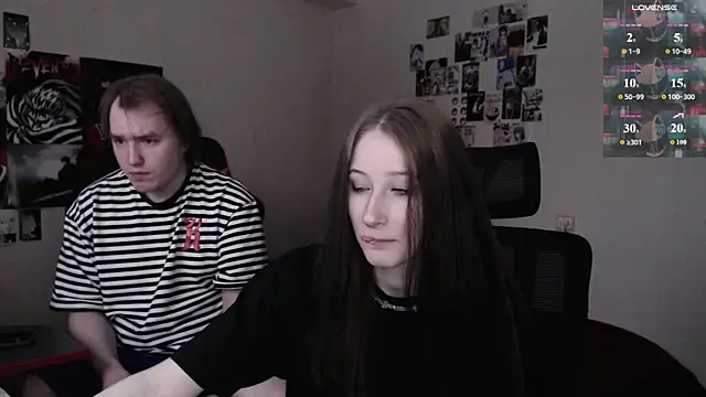 Snapshot of camcoupbang chatting on 03/20/25, 04:40 camcoupbang online show from 03/20/25, 04:40