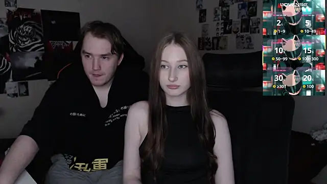 Snapshot of camcoupbang chatting on 10/03/25, 12:18 camcoupbang online show from 10/03/25, 12:18