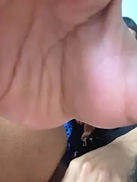 Yoko0381 online show from 09/29/25, 06:35