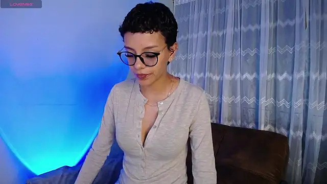 peyton golden1 online show from 02/06/25, 04:10