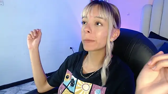 peyton golden1 online show from 10/03/25, 03:36