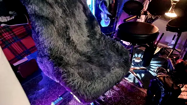 Snapshot of Barry_Indica chatting on 12/15/24, 12:18 Barry Indica online show from 12/15/24, 12:18