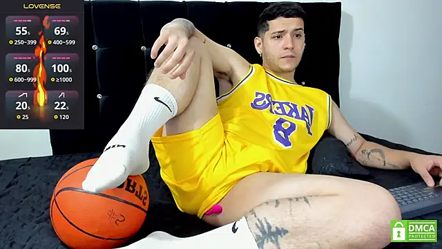 Noha white online show from 11/12/25, 07:13