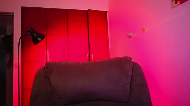 NEXT DOOR GIRL  online show from 02/23/26, 11:13