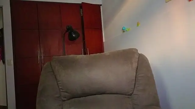 NEXT DOOR GIRL  online show from 02/28/26, 10:44