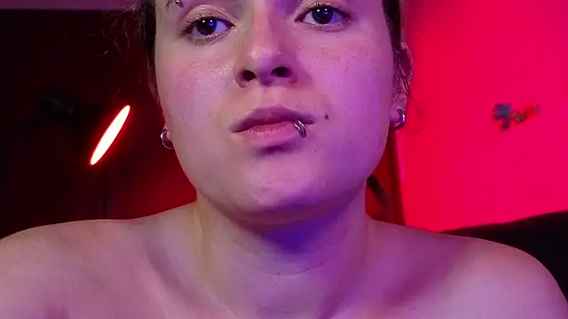 NEXT DOOR GIRL  online show from 03/08/26, 02:04