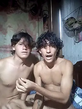 pedrodavid  online show from 11/30/25, 08:57