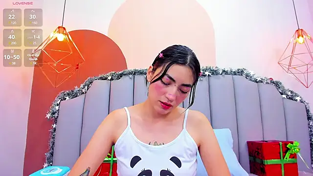 Snapshot of ThailyCherry chatting on 12/28/24, 07:11 ThailyCherry online show from 12/28/24, 07:11