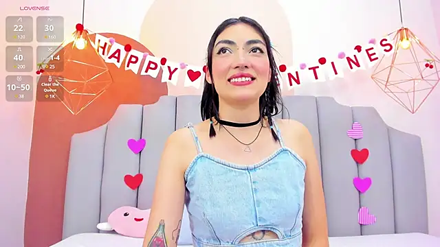 Snapshot of ThailyCherry chatting on 02/19/25, 07:38 ThailyCherry online show from 02/19/25, 07:38