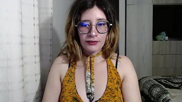 mariana124- online show from 12/09/24, 03:33