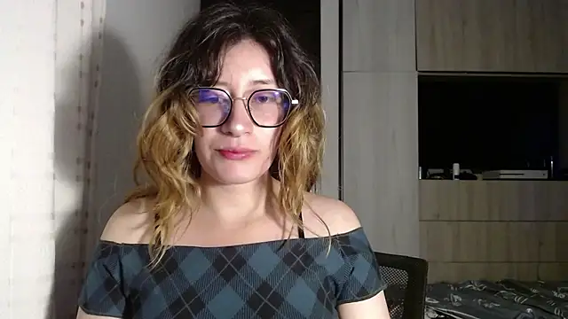 mariana124- online show from 12/20/24, 05:40