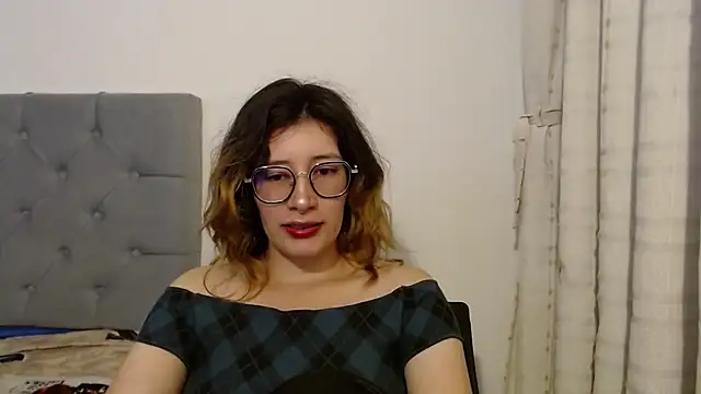 mariana124- online show from 12/23/24, 05:11