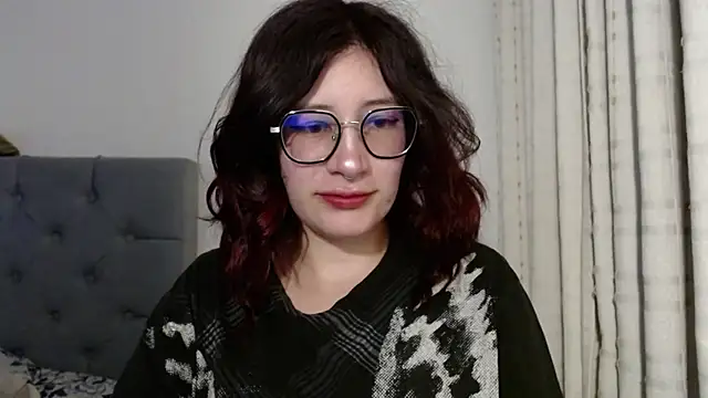 mariana124- online show from 01/02/25, 03:15