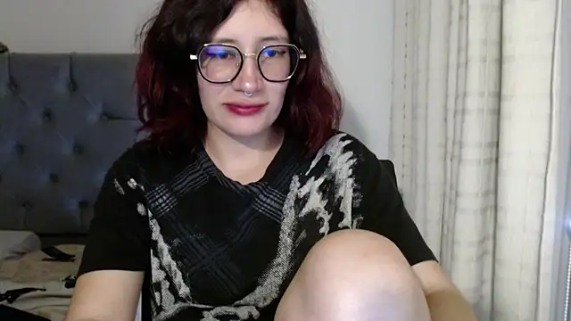 mariana124- online show from 01/02/25, 02:35