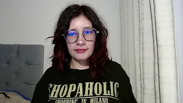 mariana124- online show from 01/07/25, 09:25