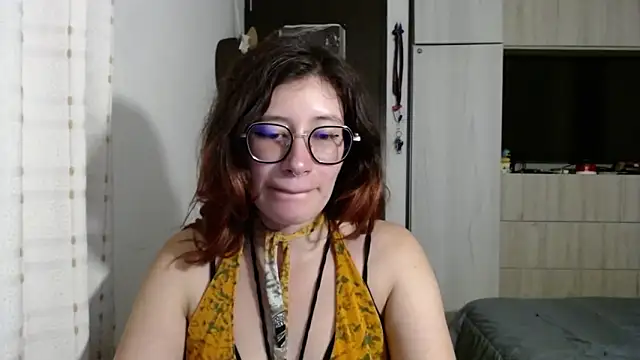 mariana124- online show from 03/19/25, 12:37