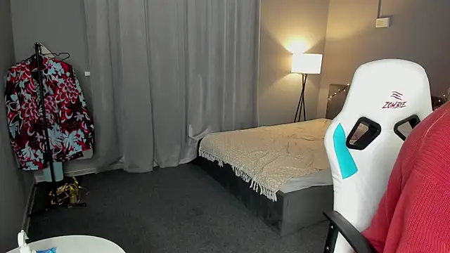 Vanessa Walters online show from 02/03/25, 02:58