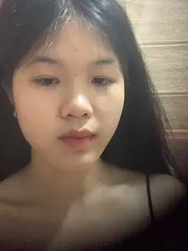 Snapshot of jenny5869 chatting on 05/16/26, 05:37 jenny5869 online show from 05/16/26, 05:37