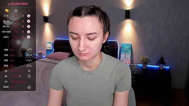 annacooleman online show from 02/18/25, 02:27