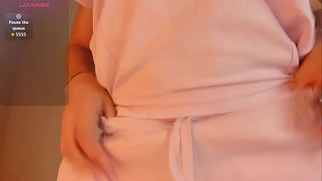 Snapshot of julieta_flower chatting on 10/02/25, 11:39 julieta flower online show from 10/02/25, 11:39