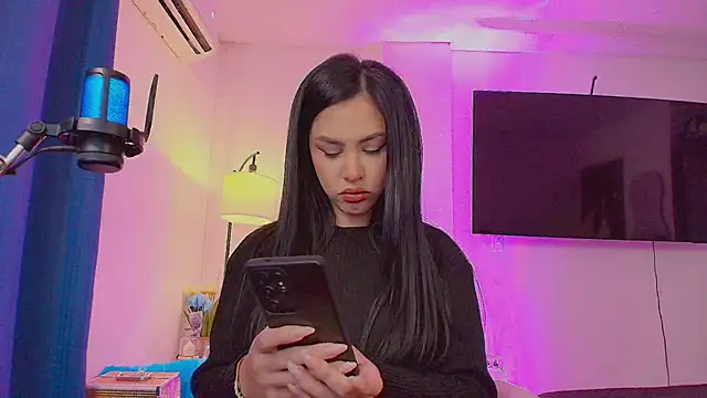 Maya Bluee online show from 05/21/26, 08:16