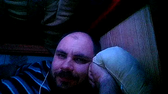 ZARRENAAR3 online show from 02/03/25, 10:43
