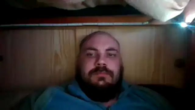 ZARRENAAR3 online show from 03/31/26, 08:09