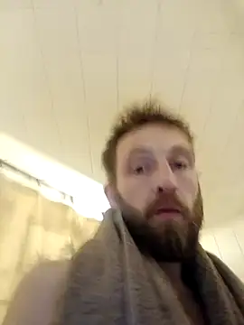 otterlover123 online show from 02/12/25, 08:40