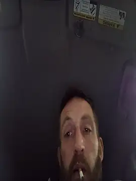 otterlover123 online show from 11/09/25, 12:36