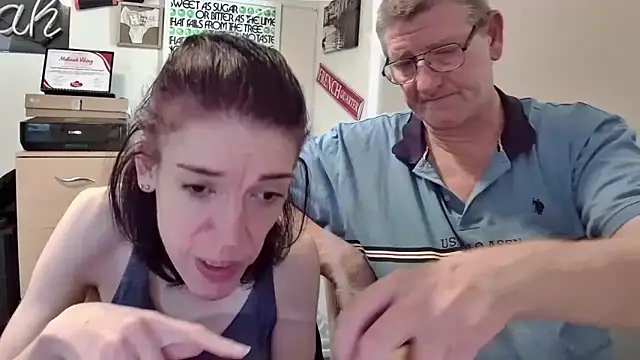 MelinahViking online show from 11/30/25, 02:37